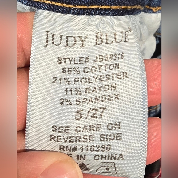 Judy Blue Buffalo Plaid Patch Skinny Jeans Size 5/27 - Picture 9 of 9